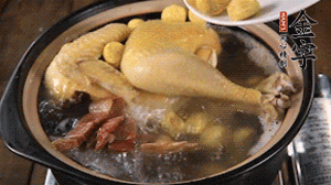 出國前加少許鹽，撒上蔥花即可。